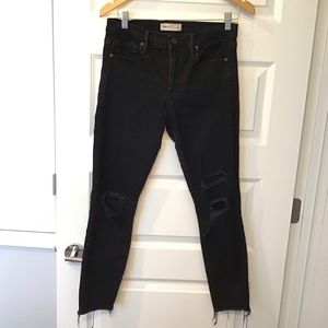 Gap “True Skinny” black ripped jeans